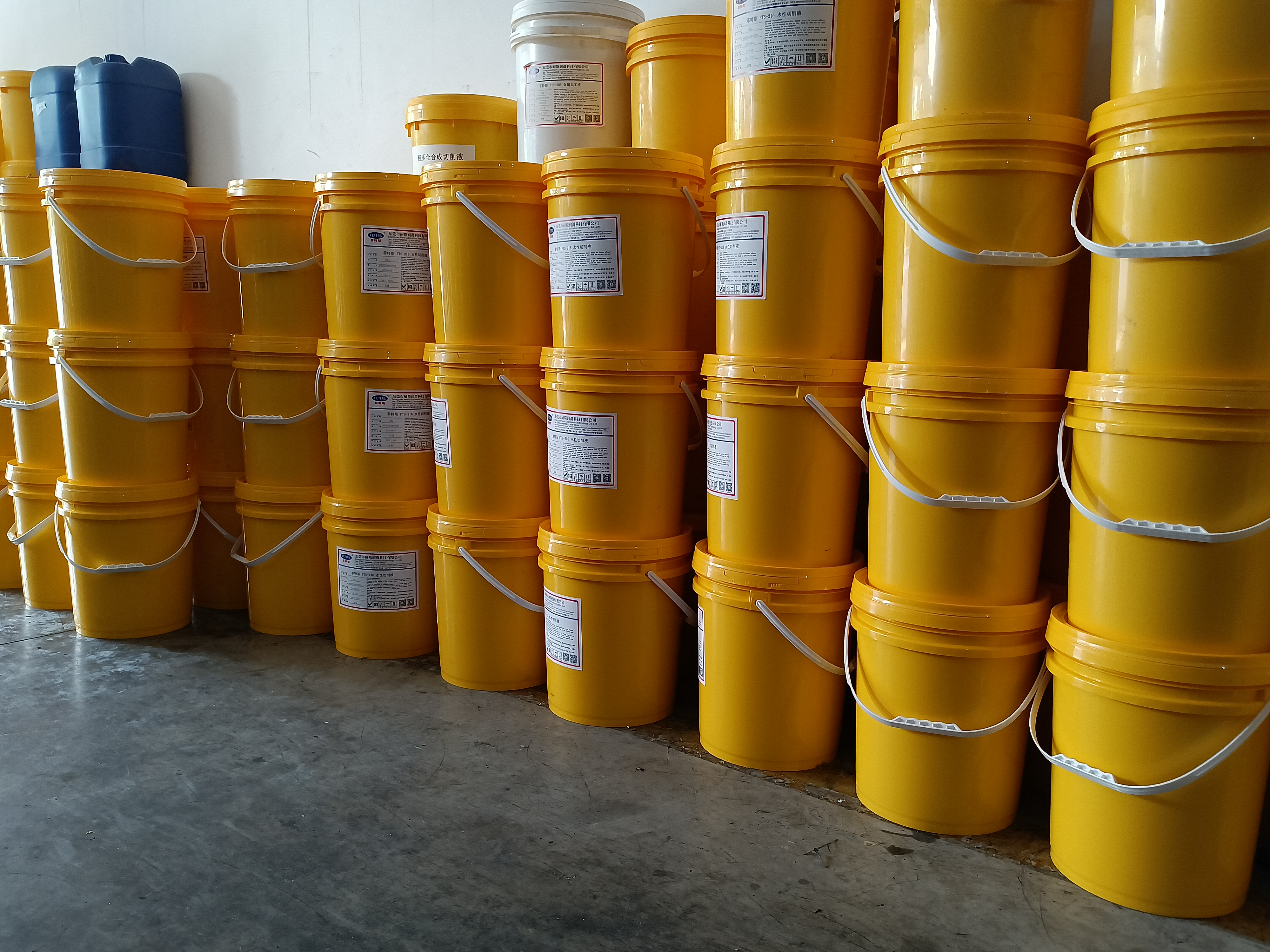 【半合成切削液】耐斯润滑科技为客户提供 节约成本 环保切削液